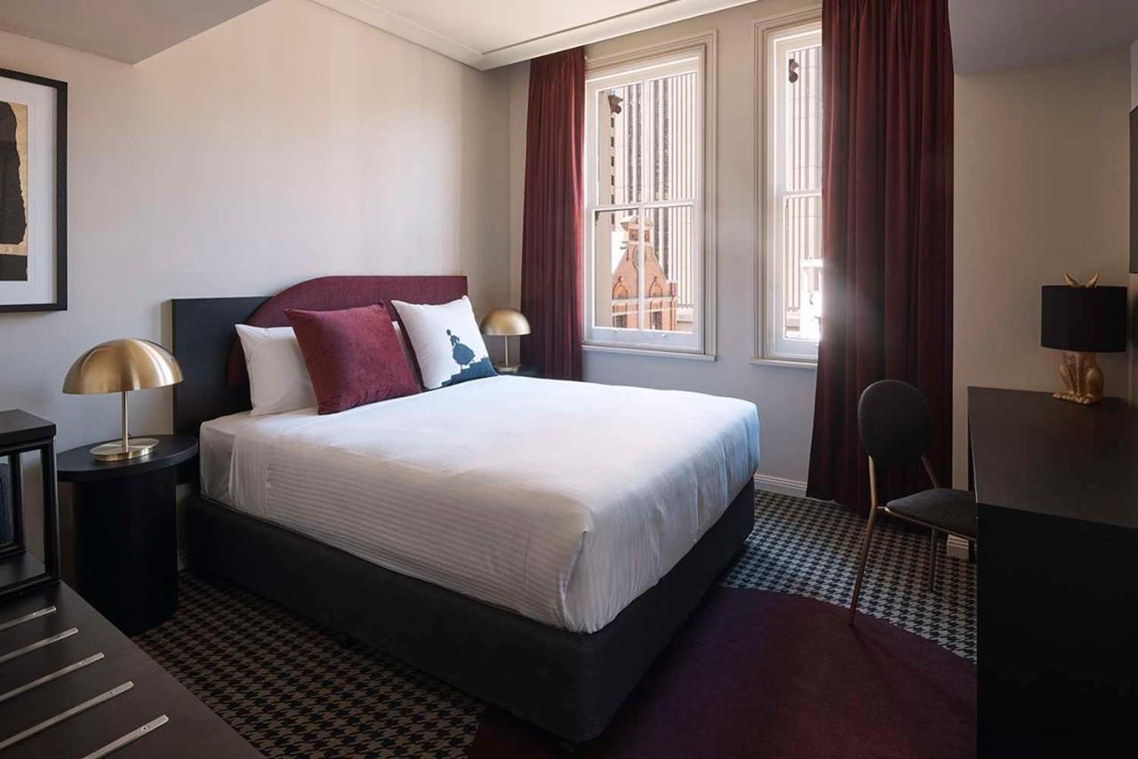 Capitol Square Hotel